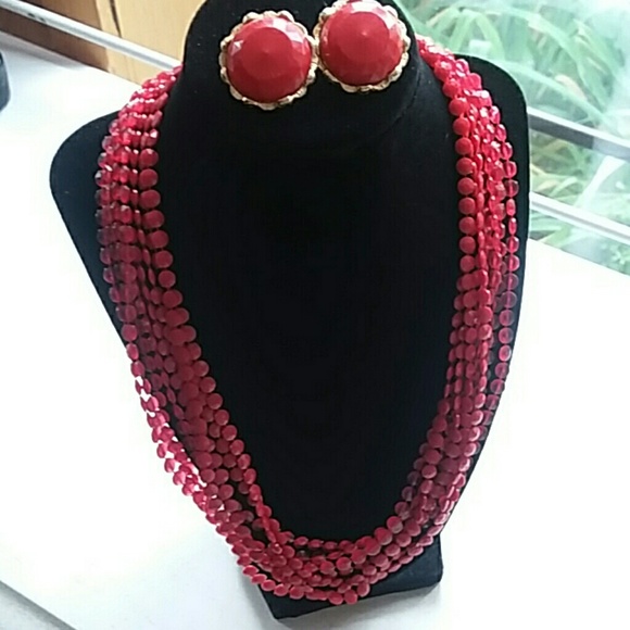 Vintage Necklace with Clip Earrings Set - Picture 2 of 6